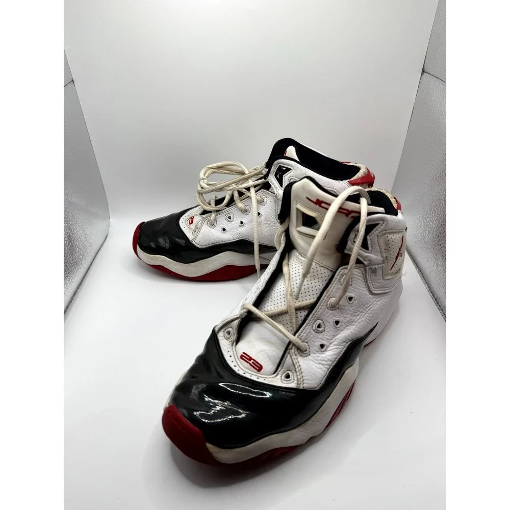 Air‎ Jordan B'Loyal 315317-160 Mens 9 Sneaker White Red Black Basketball Shoes